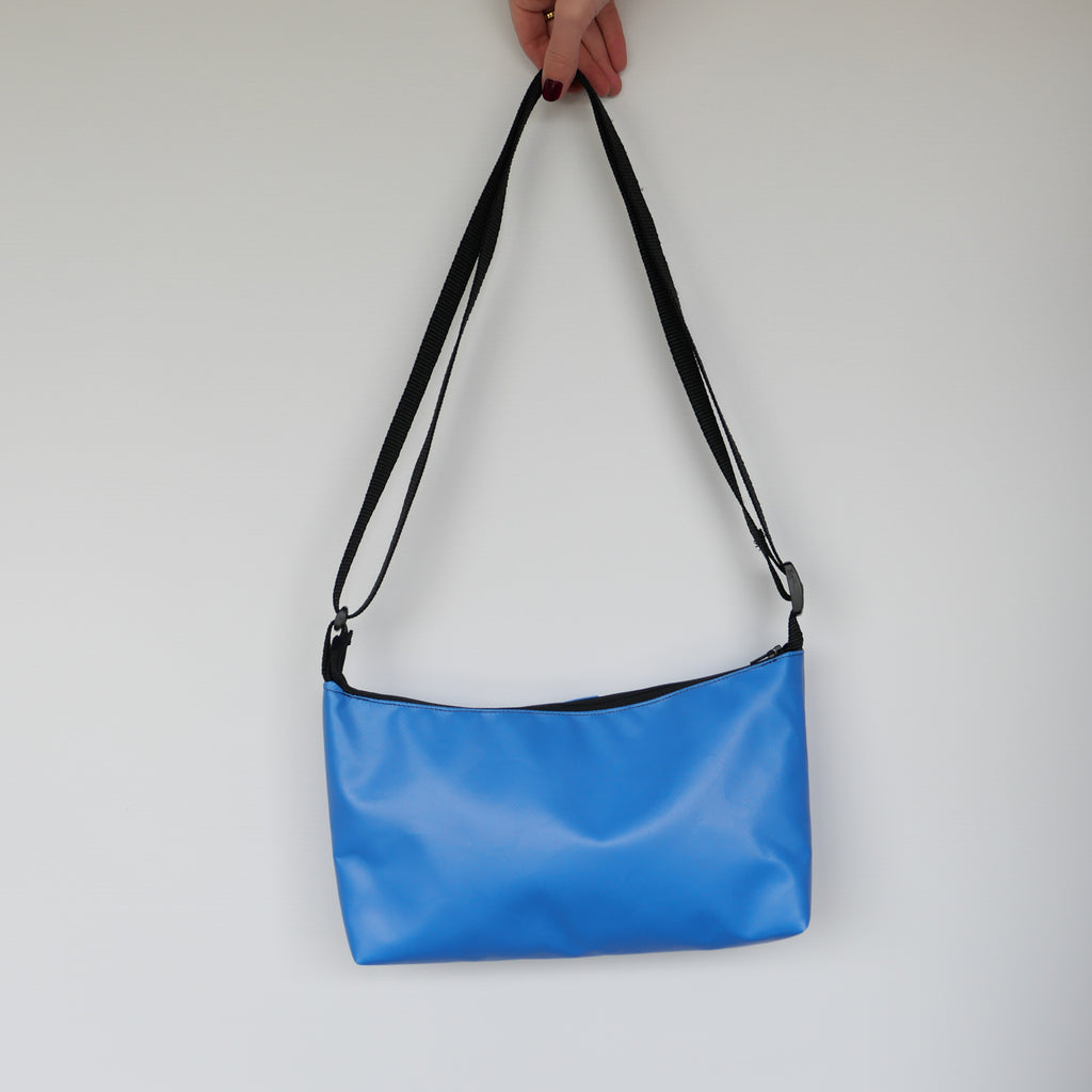 BANNR Shoulder Bag