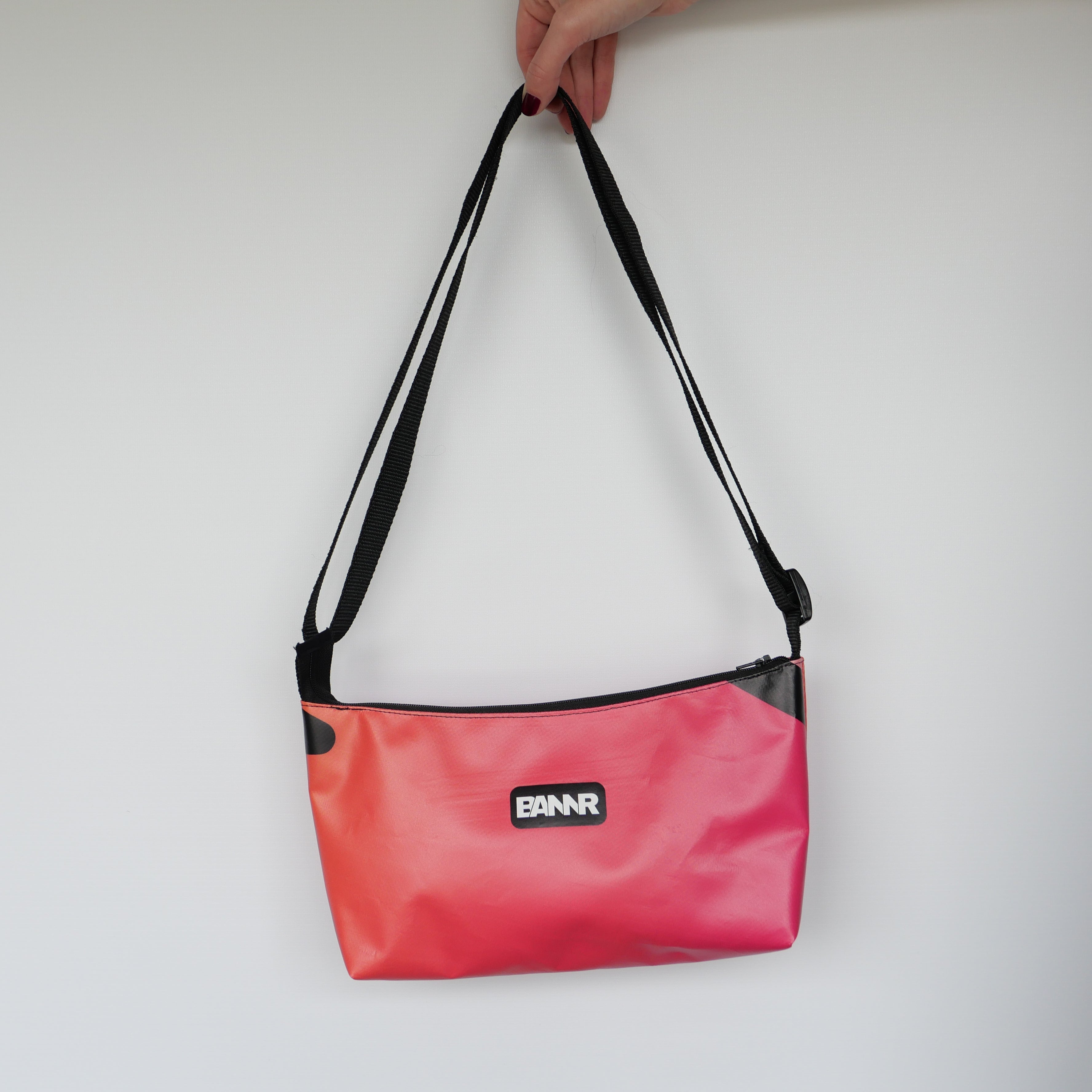 BANNR Shoulder Bag